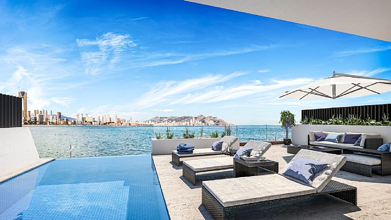 Benidorm Front-line luxury home, private pool & panoramic views