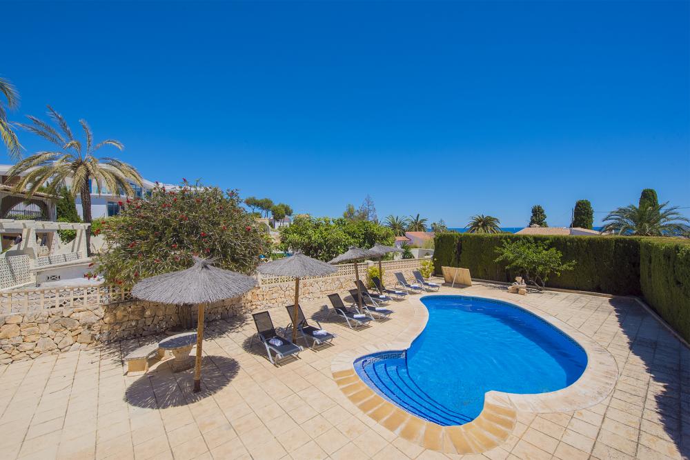 Villa con piscina privada en Calpe (C300190) (3)
